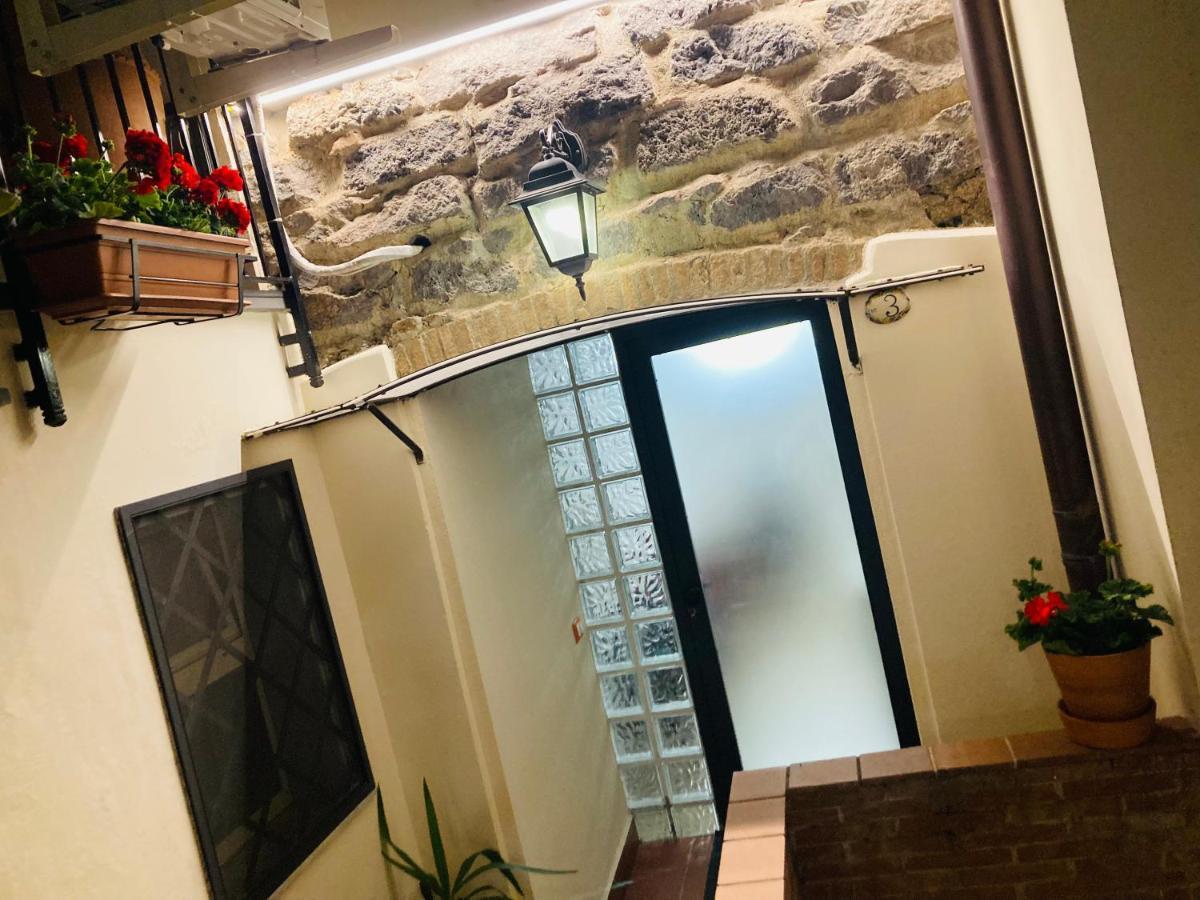 Lavica Di Mezzo Apartments 카타니아 외부 사진