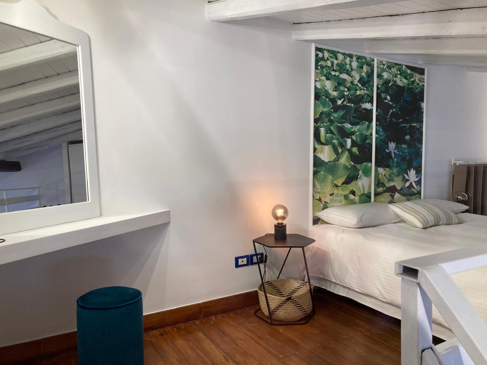 Lavica Di Mezzo Apartments 카타니아 외부 사진