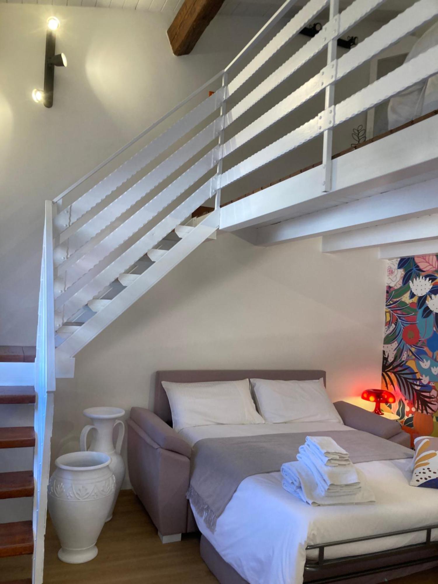 Lavica Di Mezzo Apartments 카타니아 외부 사진